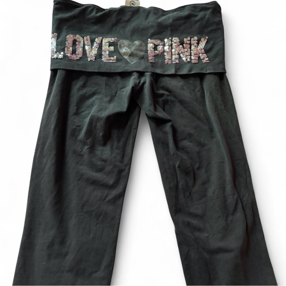 PINK Capri